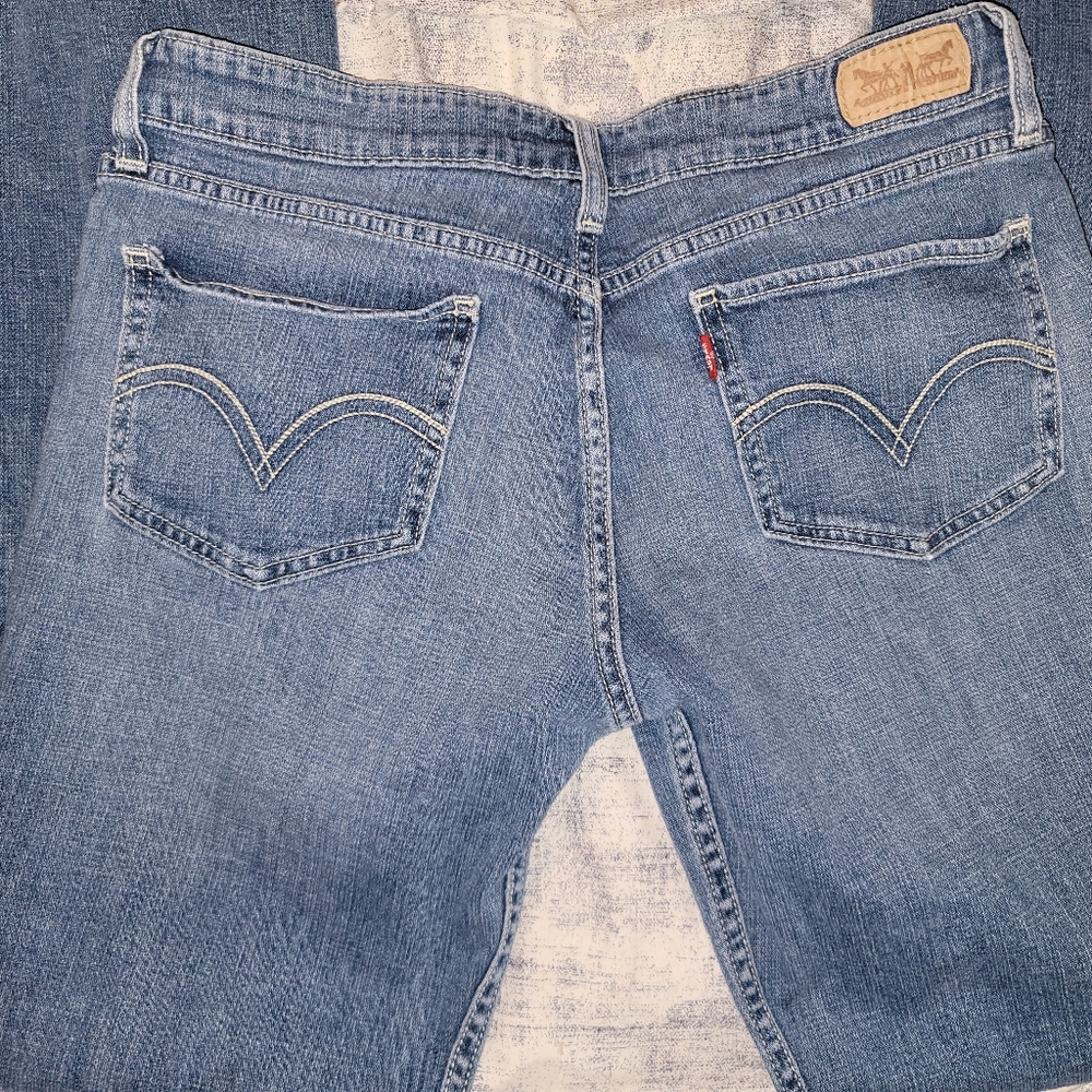 Jeans - Picture 2 of 4